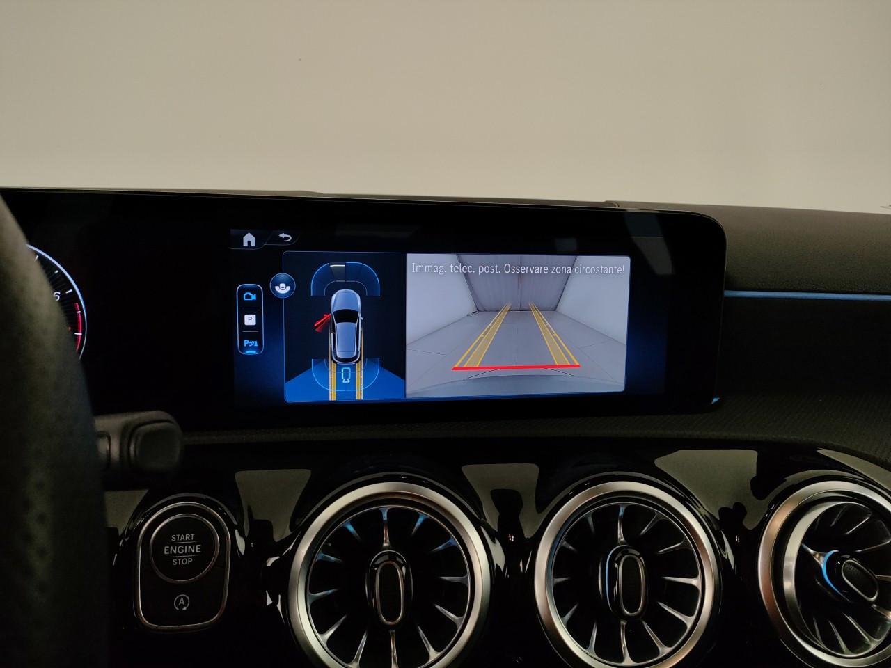 Mercedes-Benz A 180 AMG Line Advanced Plus auto