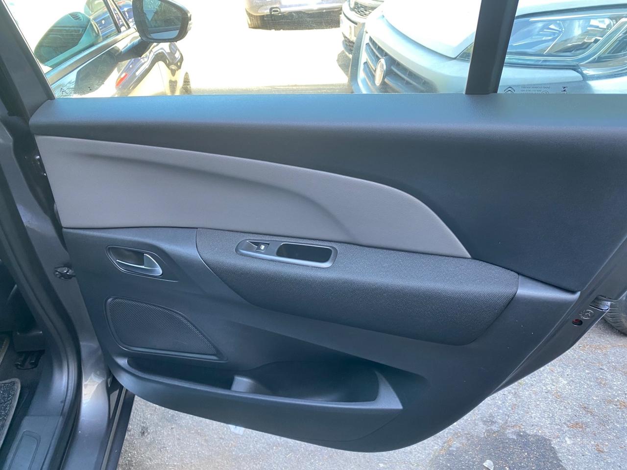 Grand C4 SpaceTourer BlueHDi 130 S&S Feel