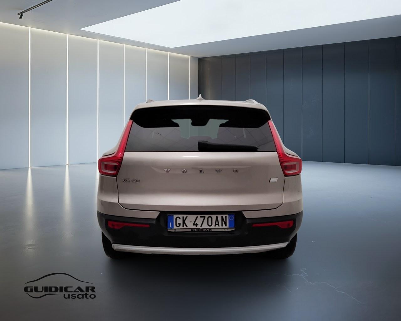 VOLVO XC40 2023 - XC40 1.5 t5 recharge phev Core auto