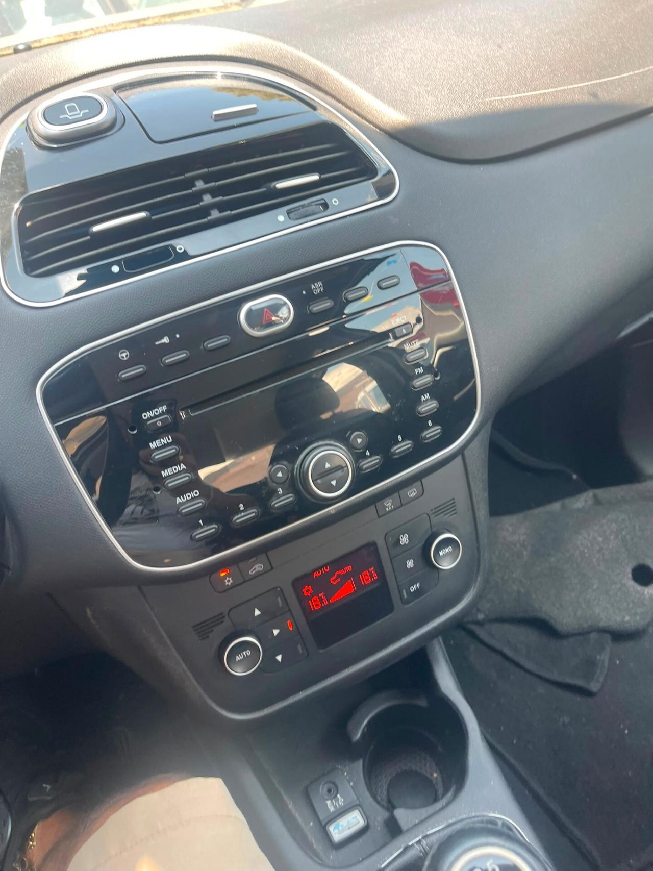 Fiat Punto 1.3 MJT II 75 CV 5 porte Lounge