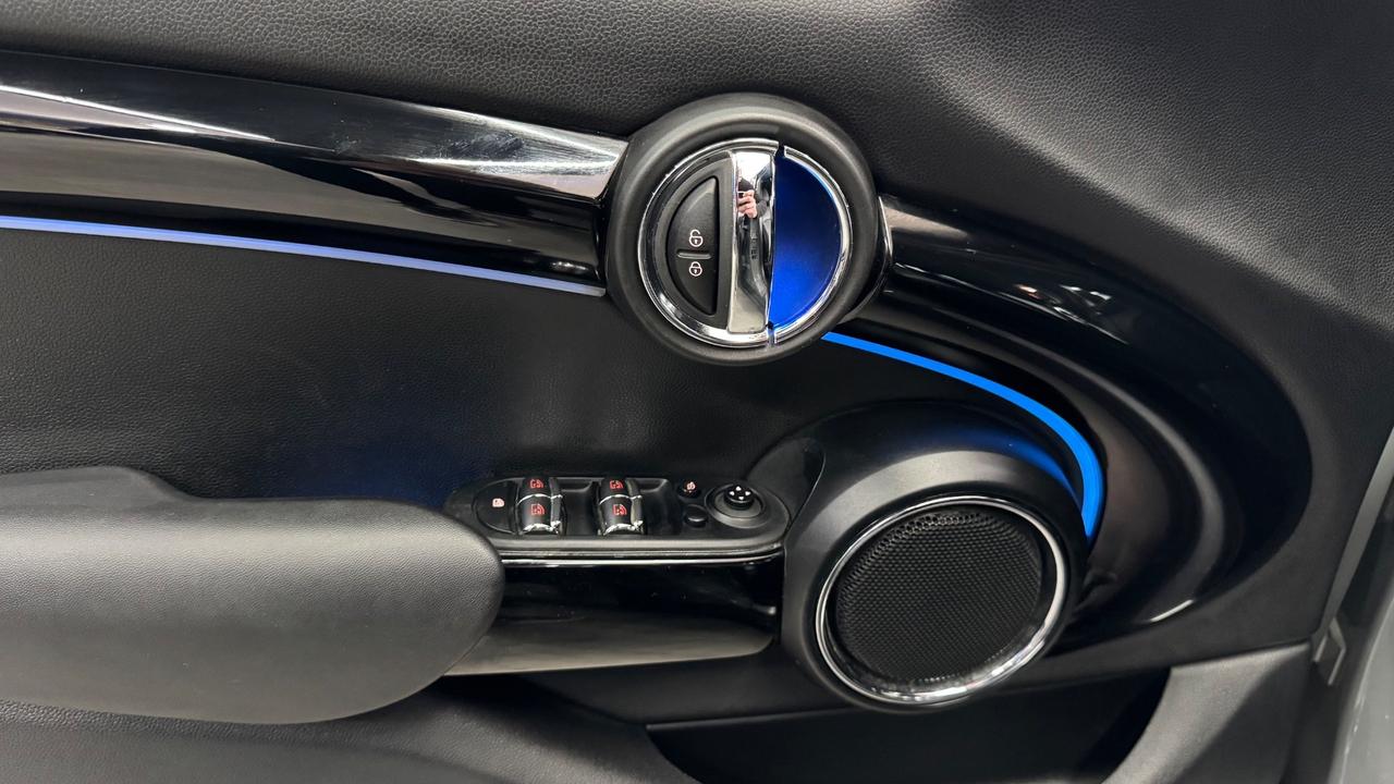 Mini 2.0 Cooper SD aut. Hype 5 porte-2019