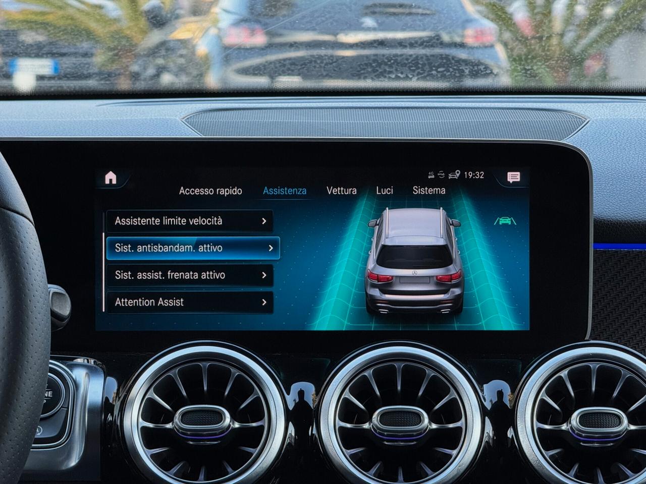 Mercedes-Benz GLB 200 d Premium AMG TETTO