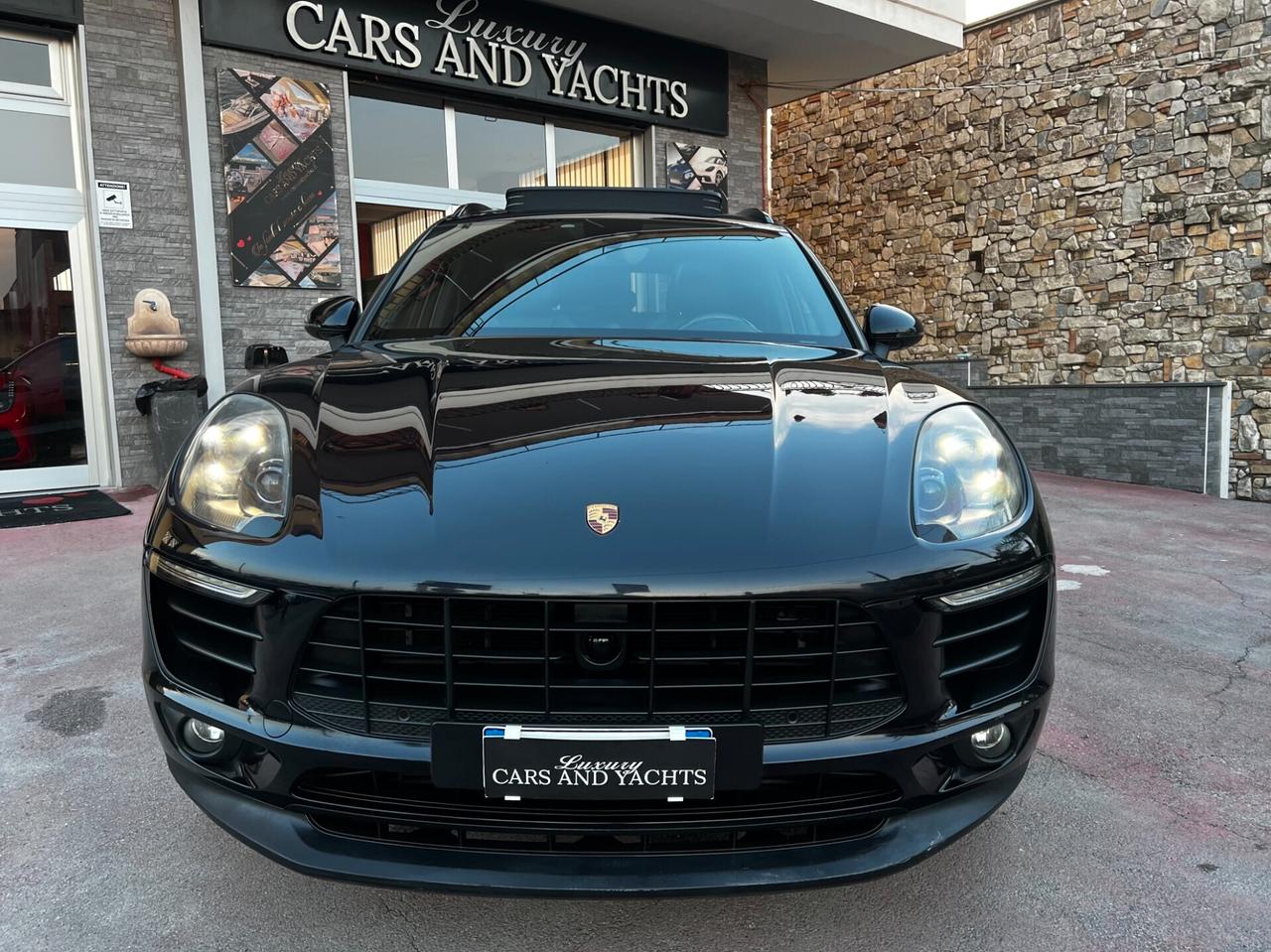 Porsche Macan 3.0 S Diesel- TETTO-TOTAL BLACK-IPER FULL