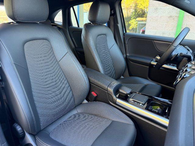 MERCEDES-BENZ GLA 180 136CV SPORT AUTOMATIC KM-49.000 TAGLAINDATI!