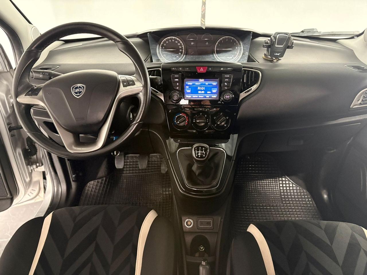 Lancia Ypsilon 1.2 69 CV 5 porte GPL Ecochic Gold