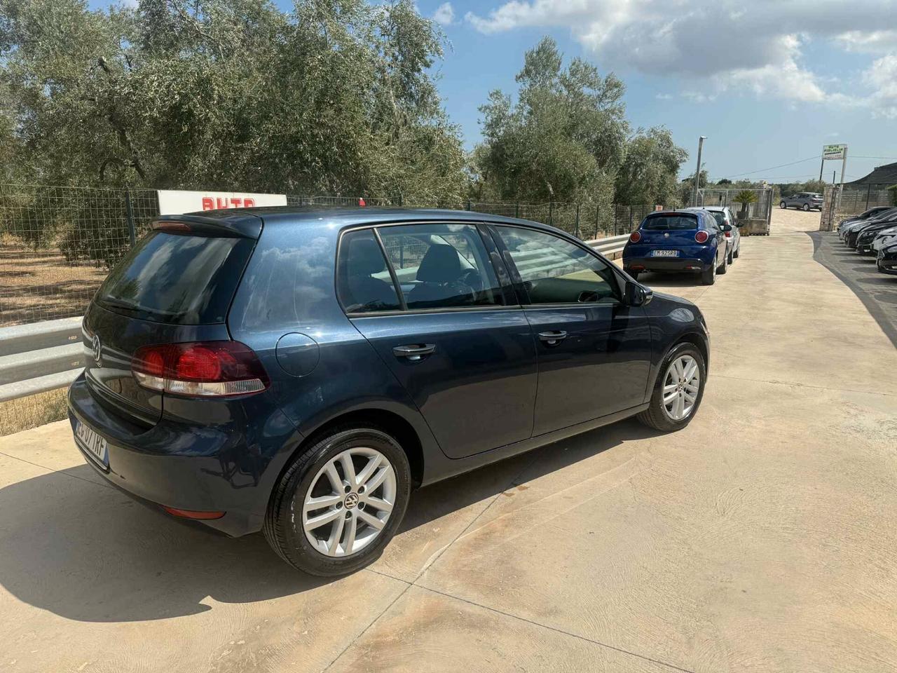 Volkswagen Golf 1.6 TDI 105 cv Highline DISTRIB OK 2011