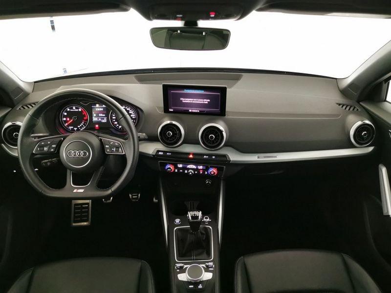Audi Q2 35 1.5 tfsi S line edition