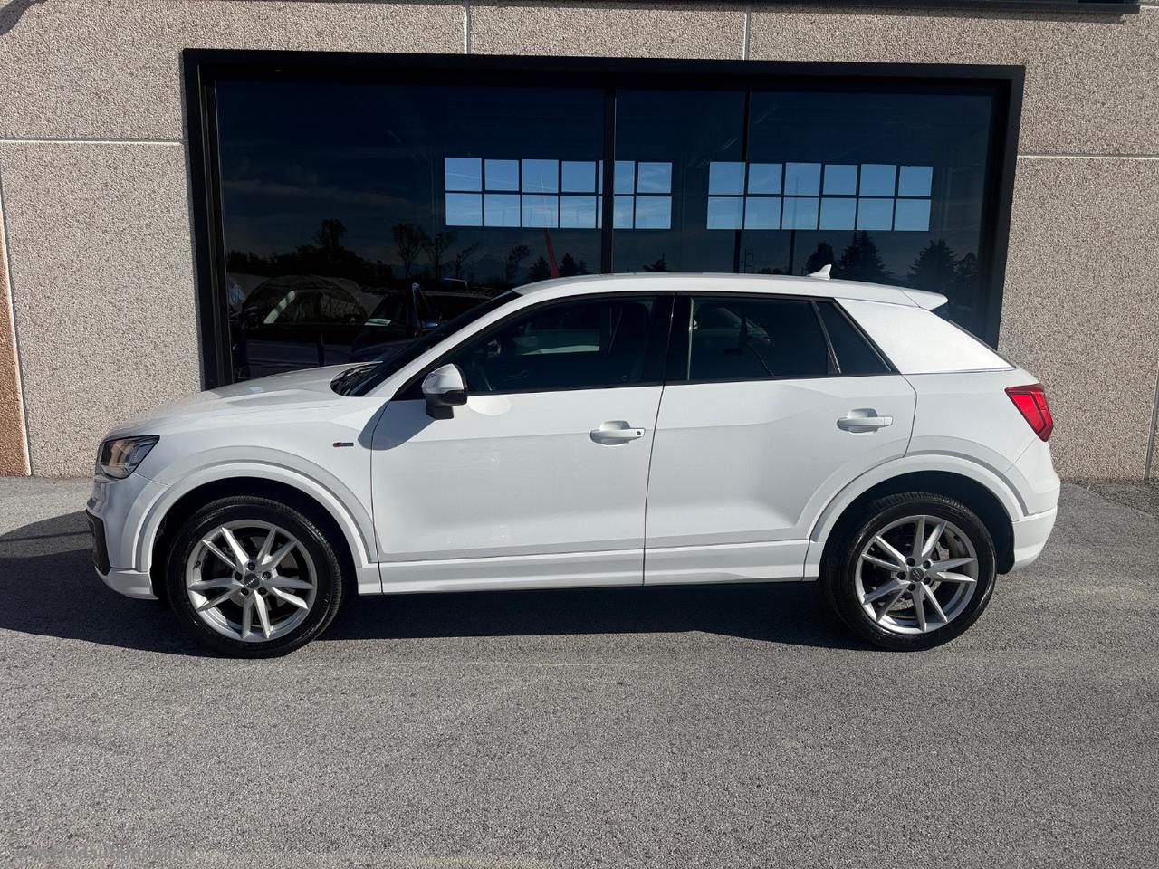 AUDI Q2 1.6 TDI Sport S-LINE INTERNO ESTERNO