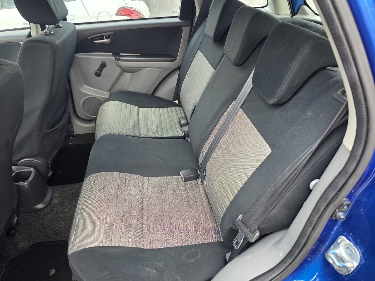 Suzuki SX4 1.6 DDiS 16V Urban Line