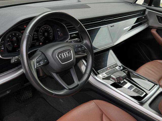 AUDI Q7 55TFSIe Business, Tetto, Pelle,Plug-in,Unicoprop.