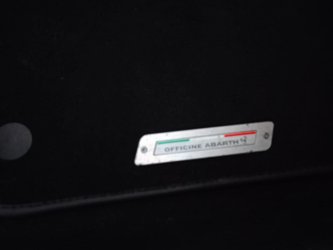 Abarth 595 1.4 Turbo T-Jet 180 CV Competizione