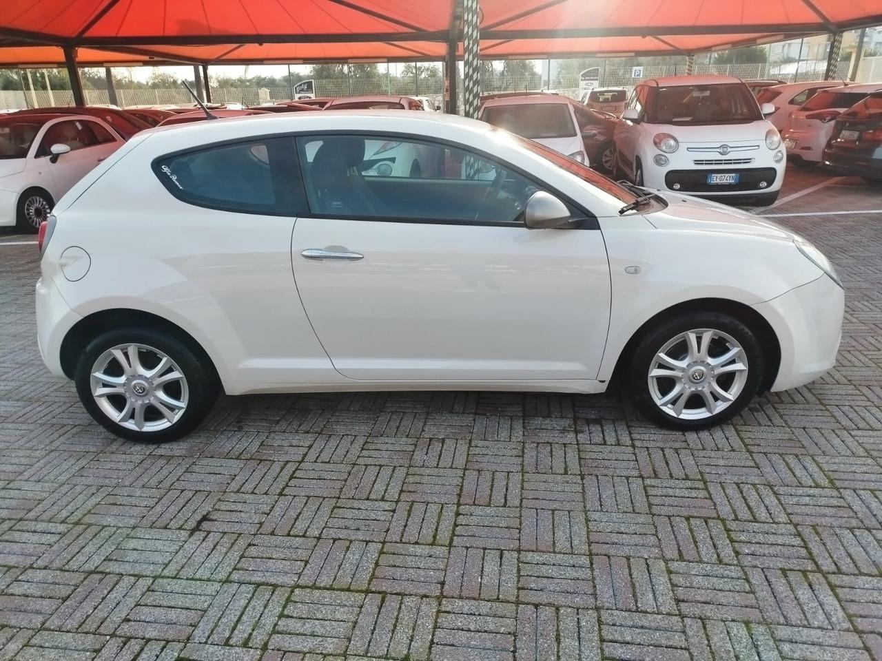 Alfa Romeo MiTo 1.3 JTDm-2 95 CV S&S Distinctive