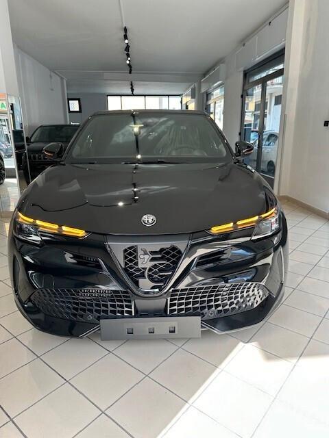 Alfa Romeo Junior 1.2 ibrida Speciale 136cv edct6