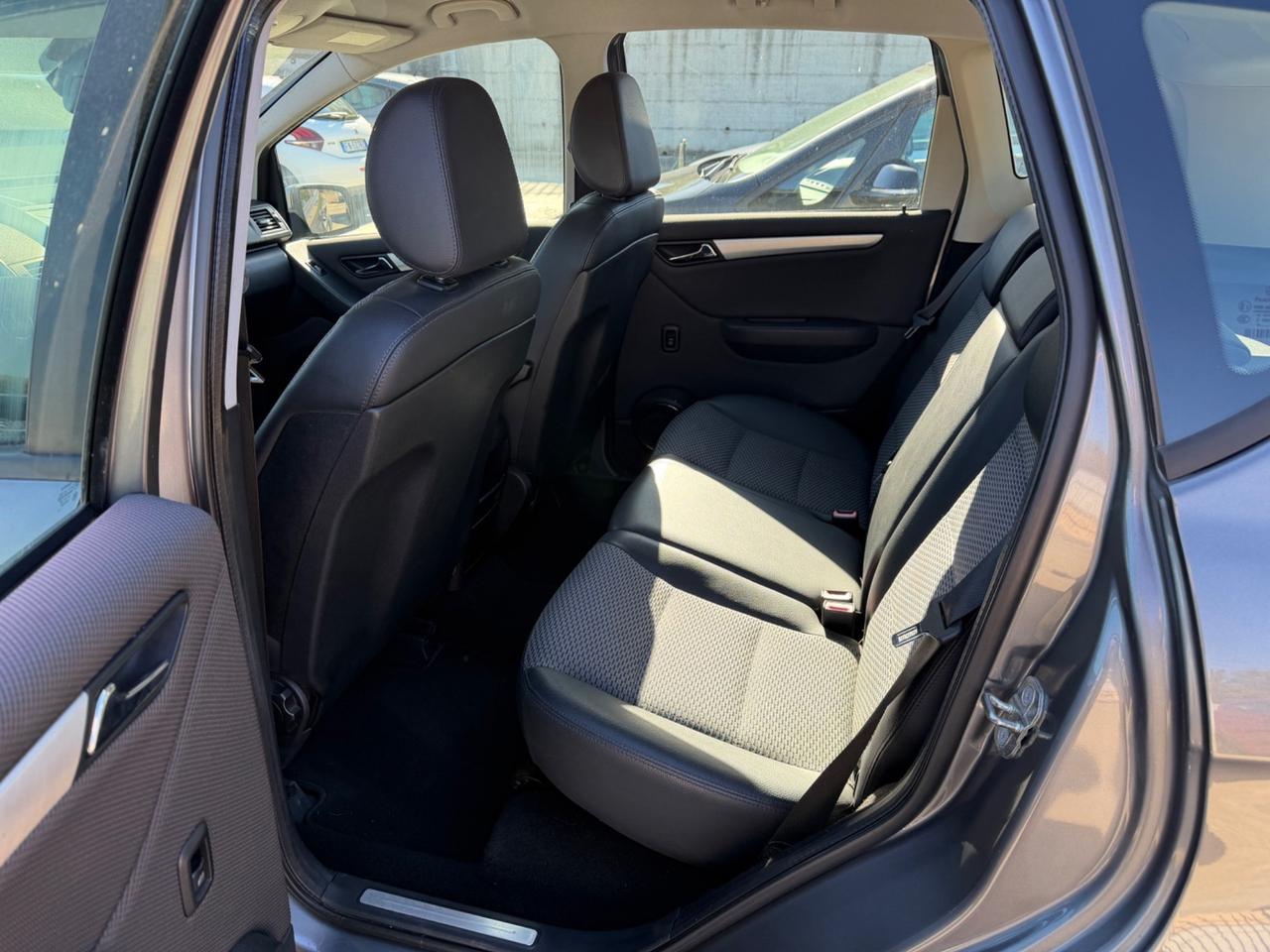 Mercedes-benz A 160 BlueEFFICIENCY Avantgarde/BENZINA