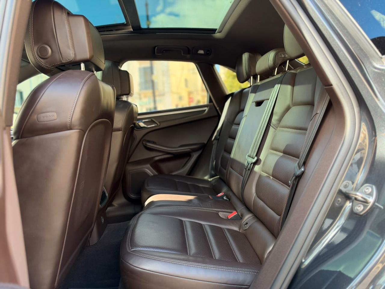 Porsche Macan 2.0 245 cv TURBO DESIGN TETTO SCARICHI