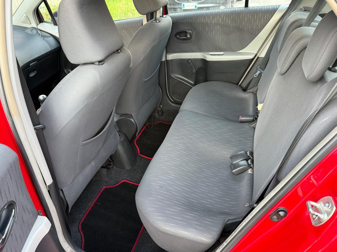Toyota Yaris 1.3 5 porte Sol