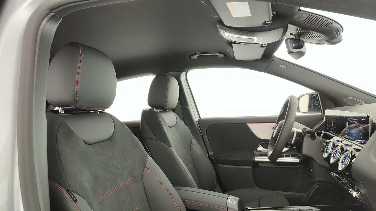 Mercedes-Benz GLA 200 d automatic