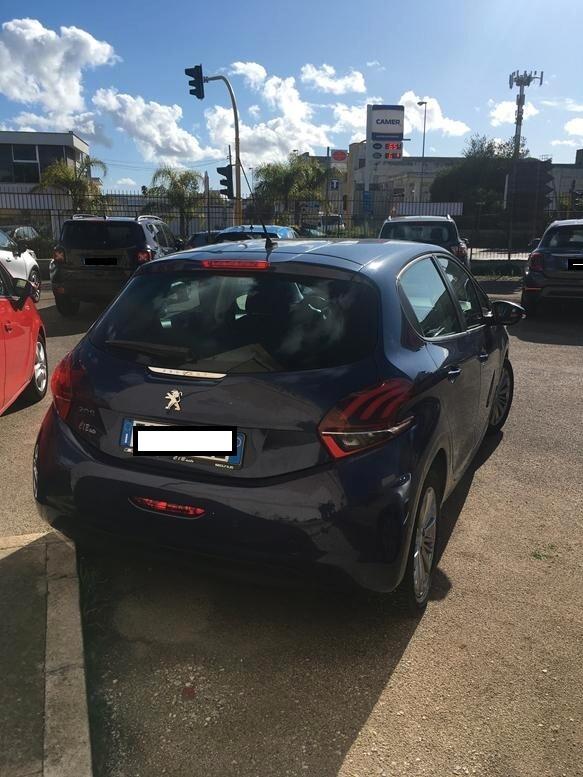 Peugeot 208 BlueHDi 75 5 porte Allure