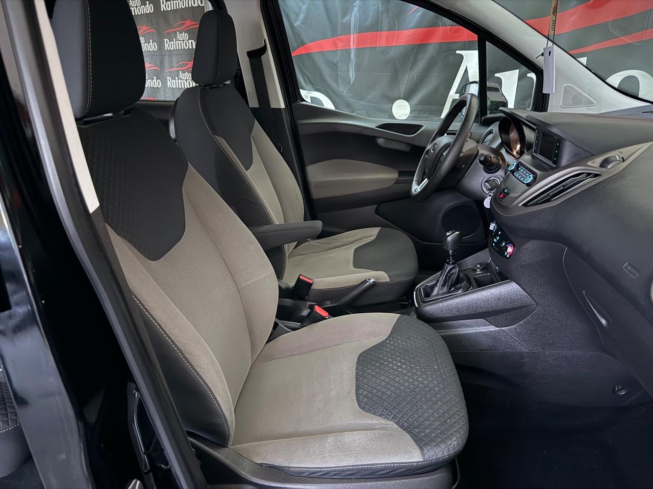 Ford Tourneo Courier 1.0 EcoBoost 100 CV Sport