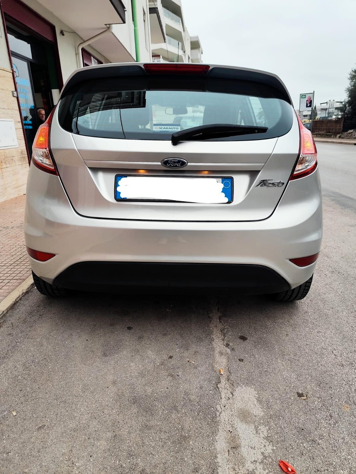 Ford Fiesta 1.5 TDCi Diesel 75CV