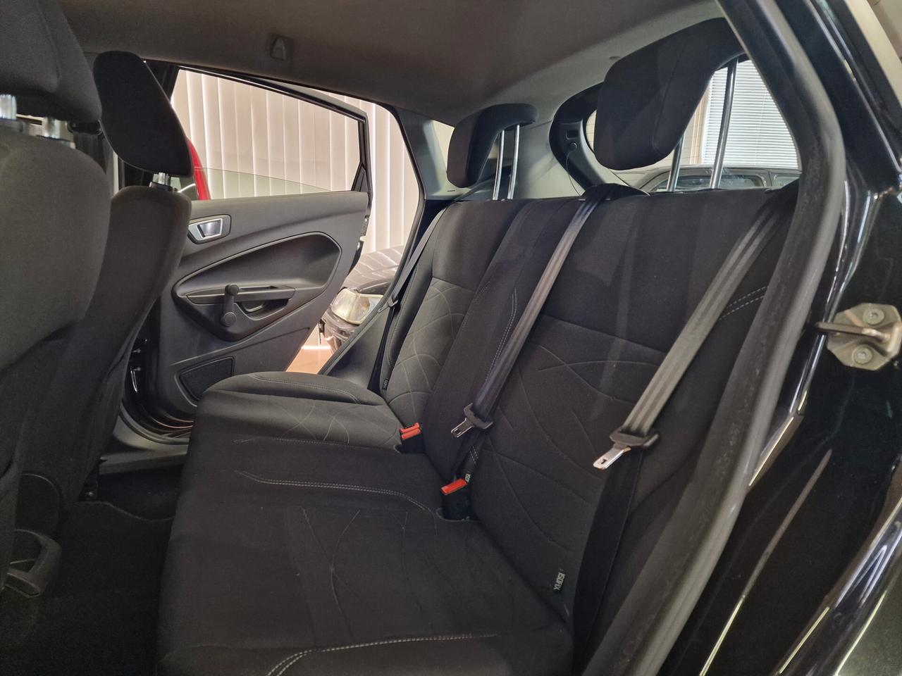 Ford Fiesta 1.5 TDCi 75CV 5 porte Titanium