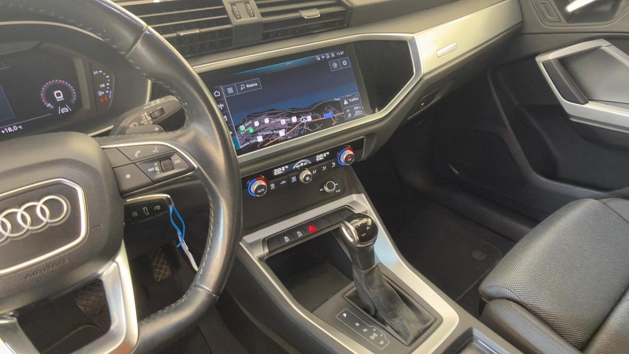 Audi Q3 35 TDI S tronic Business Advanced