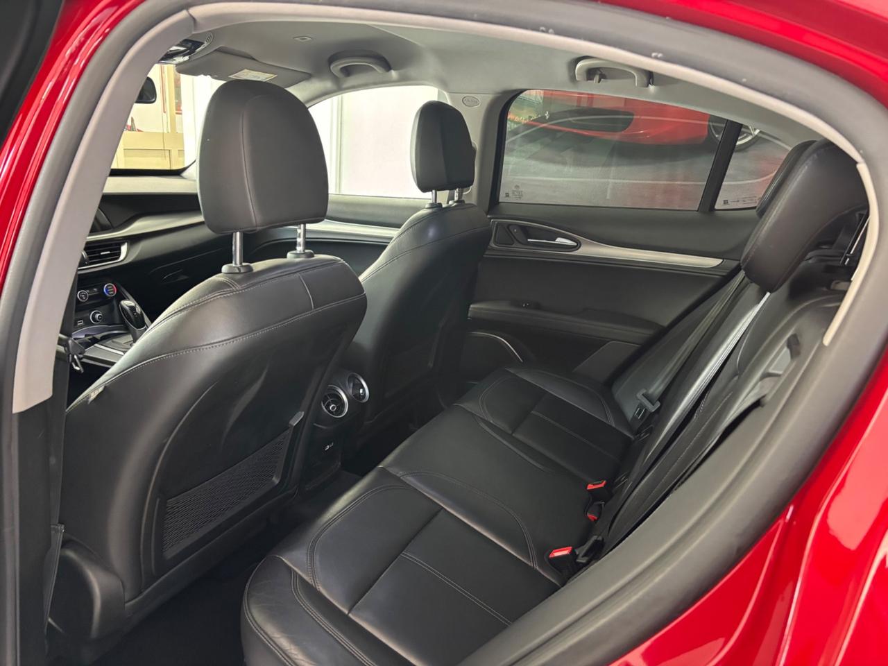 Alfa Romeo Stelvio 2.2 Turbodiesel 210 CV AT8 Q4 Super
