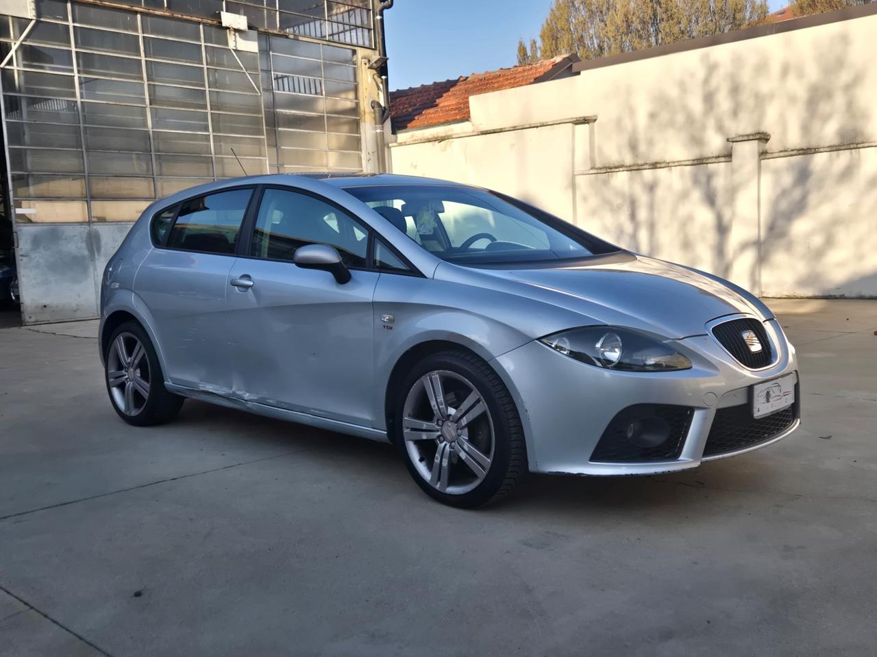 Seat Leon 2.0 TDI DPF FR