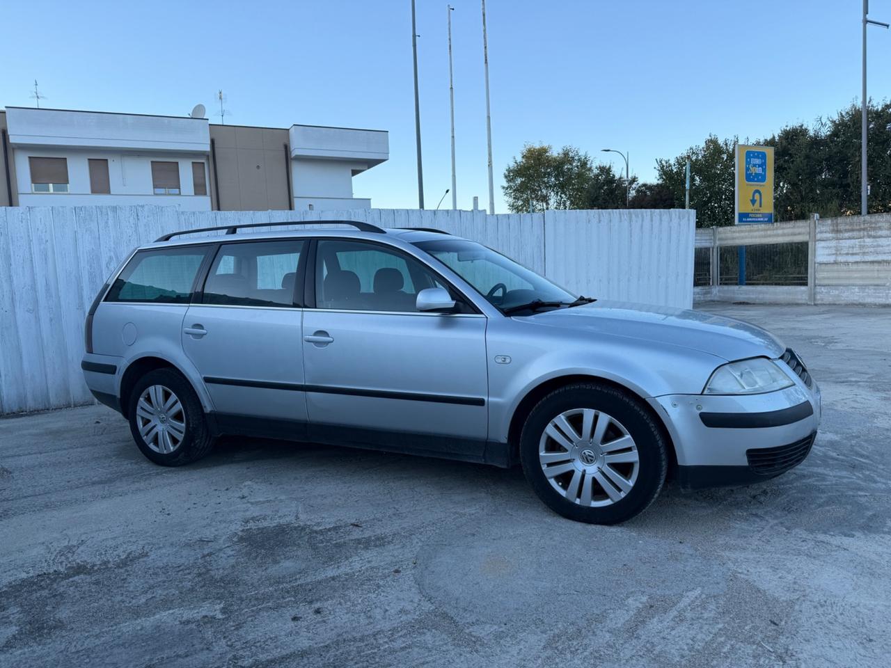 Volkswagen Passat 1.9 TDI/130 CV cat Var. T.line
