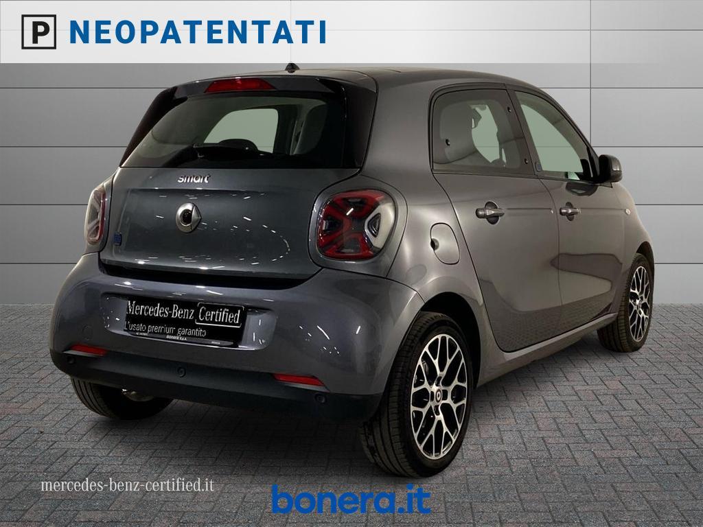 Smart forfour 22kW EQ racingrey