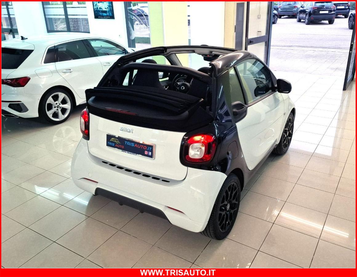 SMART Fortwo Cabrio 70 1.0 Twinamic Superpassion NEOPATENTATI