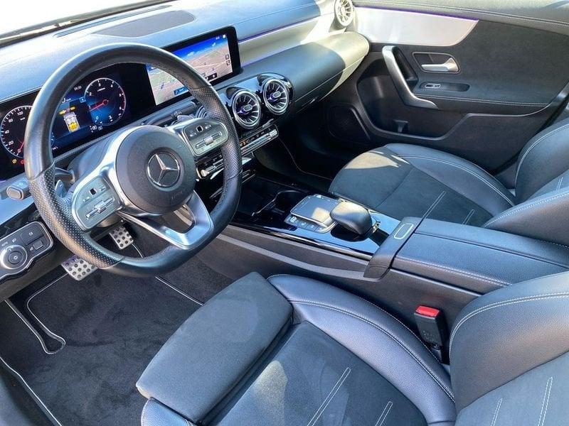 Mercedes-Benz Classe A A 180 d Premium Night edition Plus auto