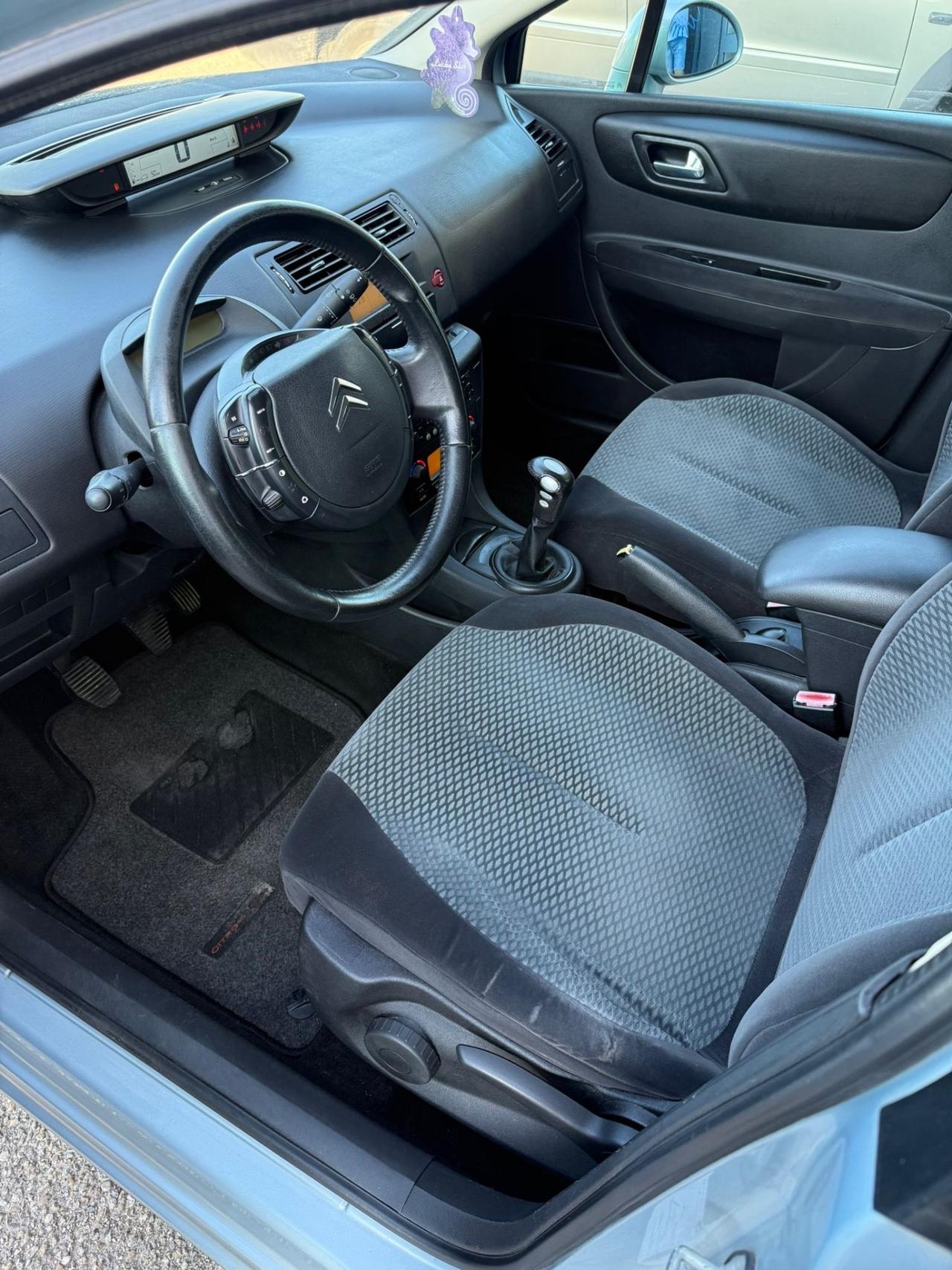 Citroen C4 1.6 - GPL - NEOPATENTATI- UNICO PROPRIETARIO