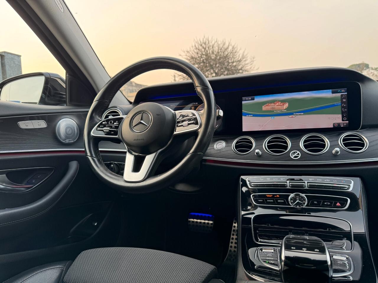 Mercedes-benz E 200 d Auto Business Sport