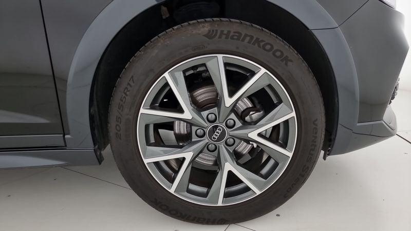 Audi A1 citycarver 30 TFSI Admired