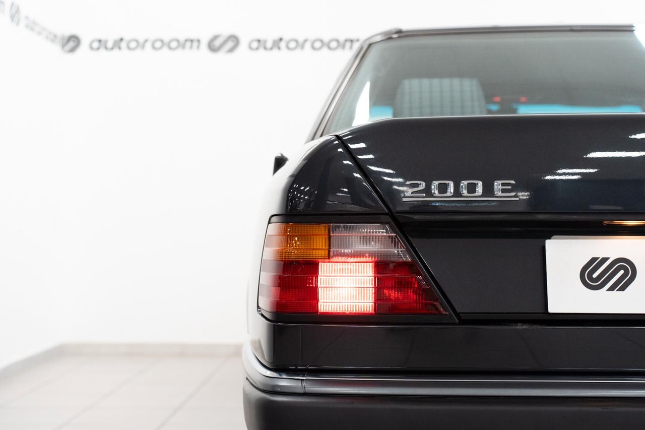 Mercedes-benz 320 200 E