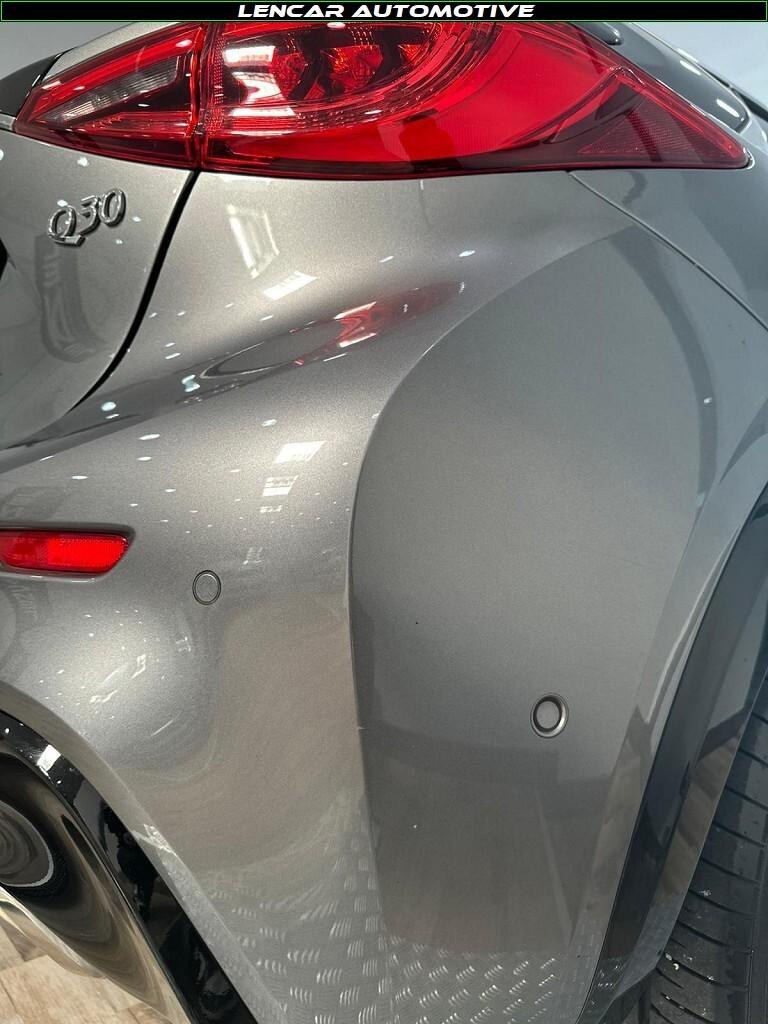 Infiniti Q30 1.5 Diesel DCT Premium