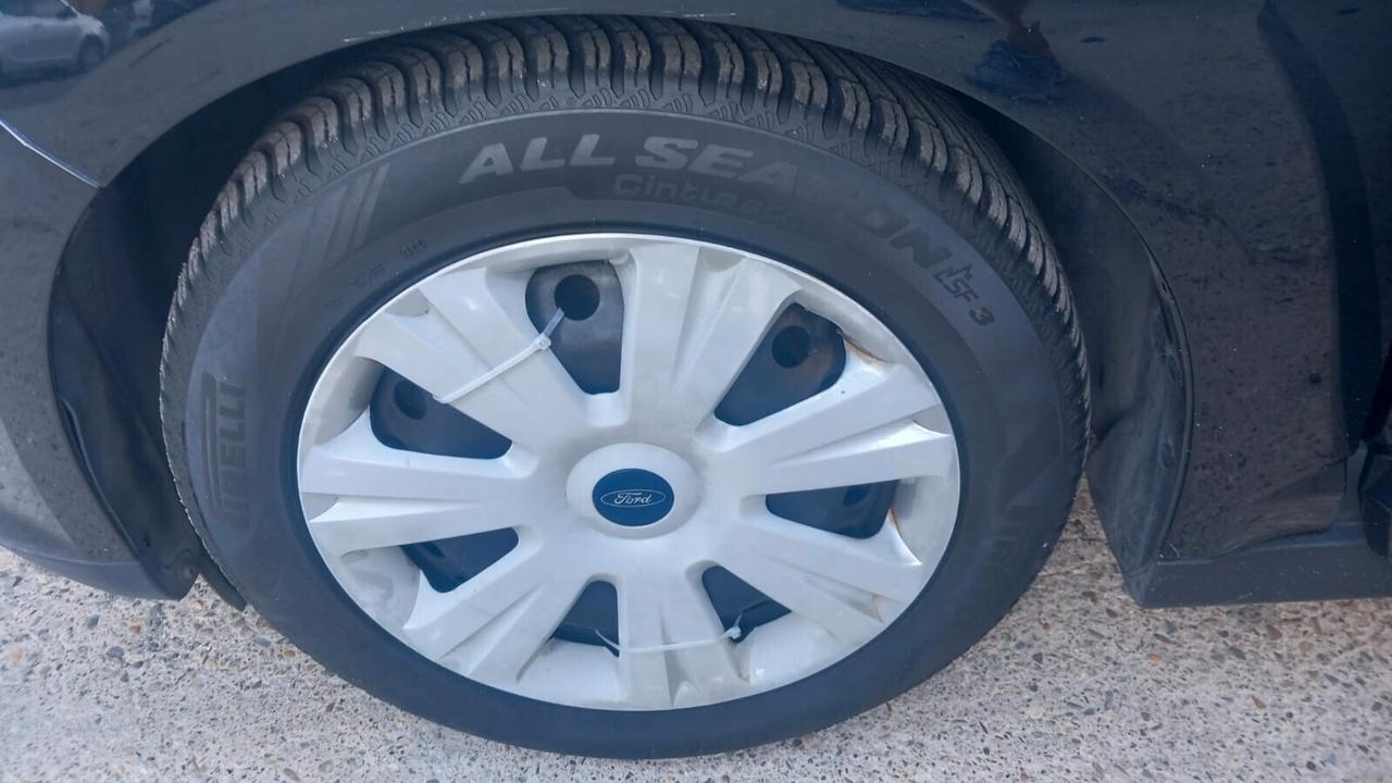 Ford C-Max 1.6 TDCi 115CV Titanium