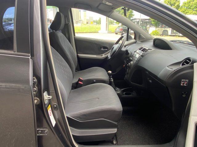 TOYOTA Yaris 1.3 5 Porte