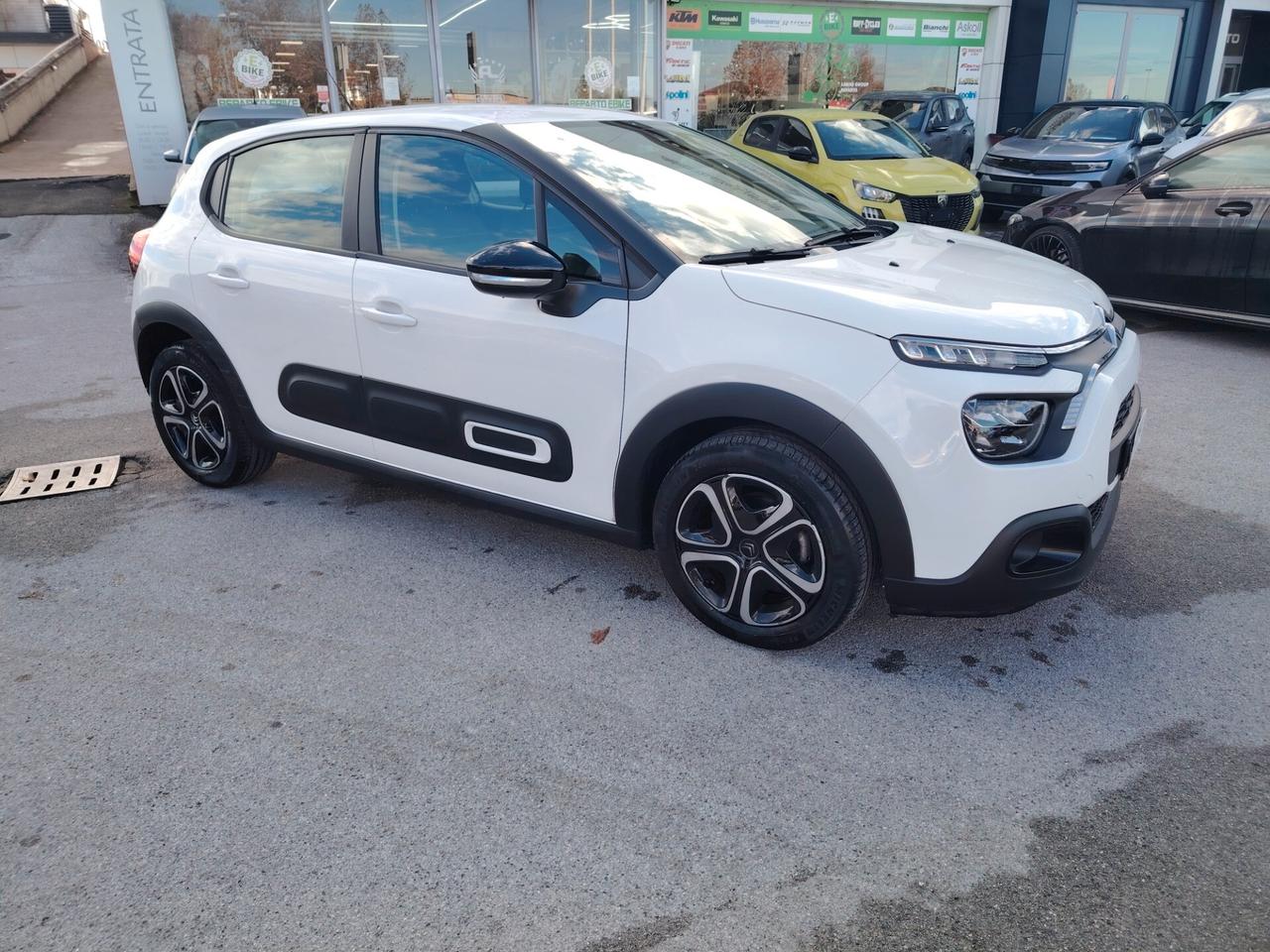 Citroen C3 PureTech 83 S&S Shine - NEOPATENTATI