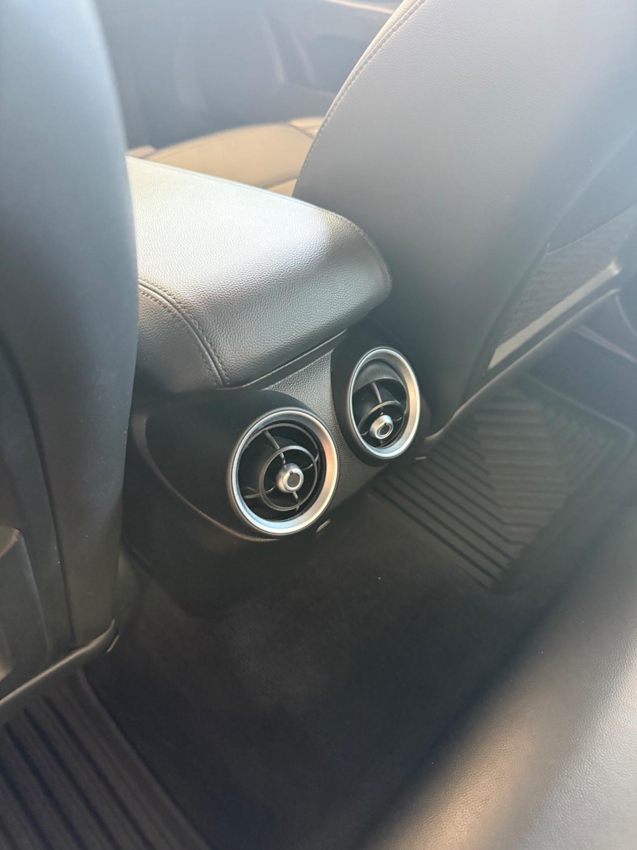 Alfa Romeo Giulia 2.2 Turbodiesel 180 CV Super