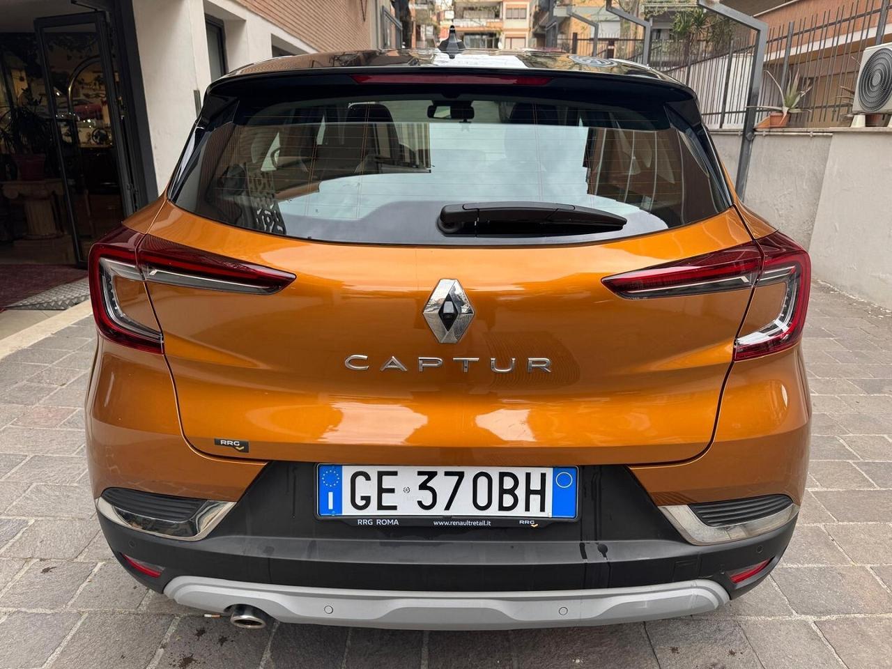 RENAULT Captur TCe 130CV EDC Fap Intens AUTOMATICA