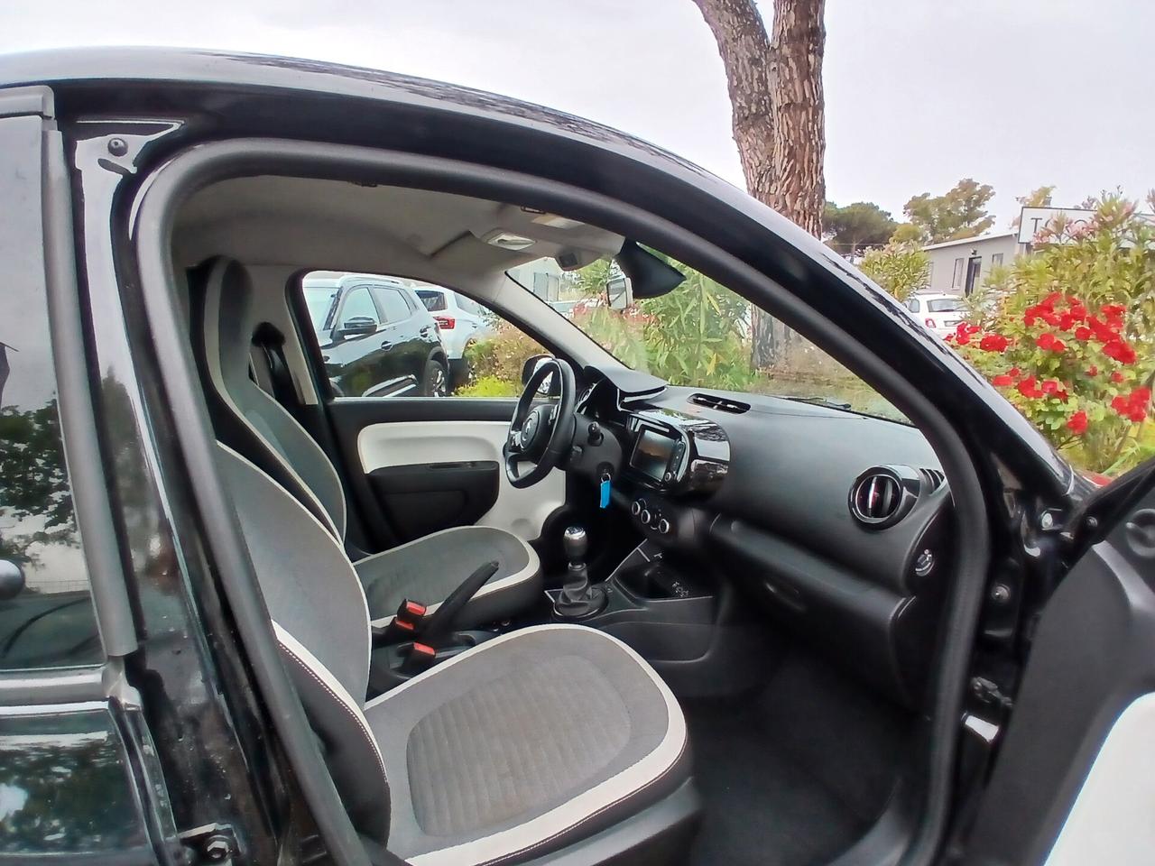 Renault Twingo SCe 65 CV Intens