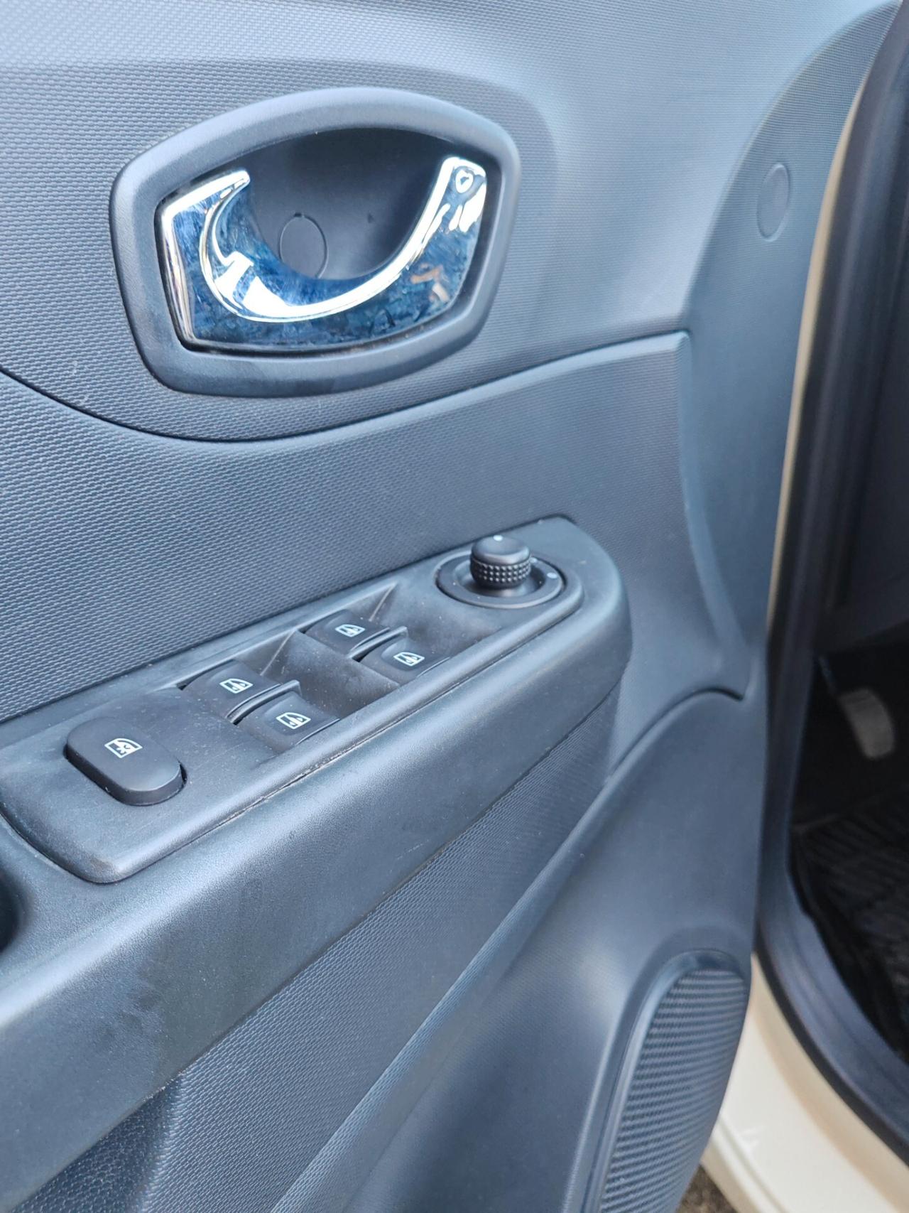 Renault Captur 0.9 TCe ZONA VOMERO TABLET CARPLAY