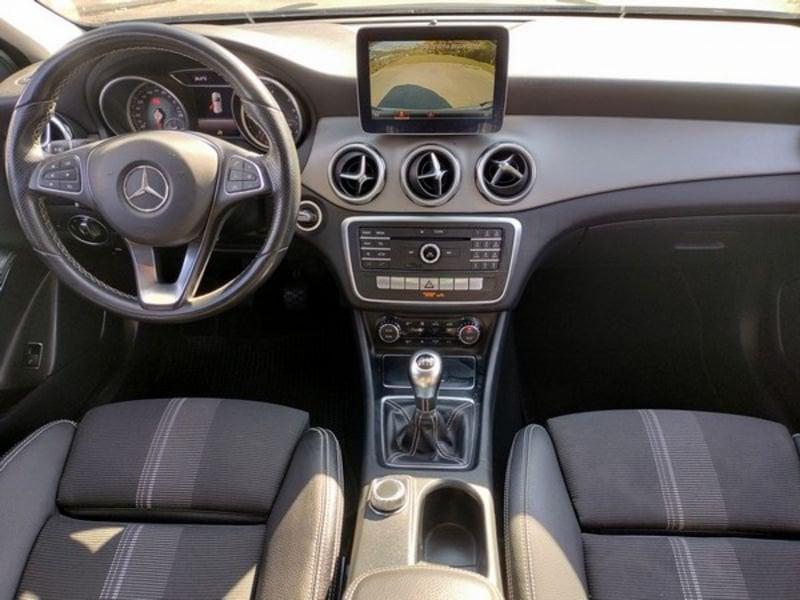 Mercedes-Benz GLA GLA 200 d Sport