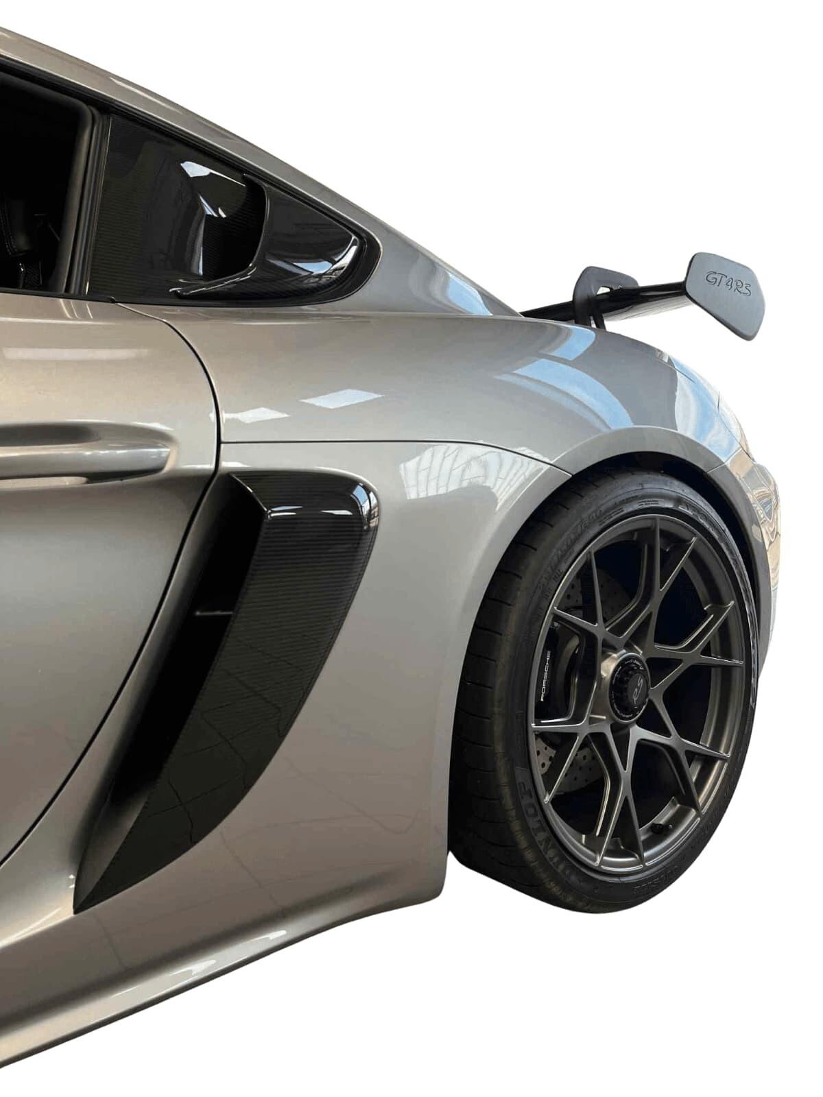 Porsche Cayman GT4 RS