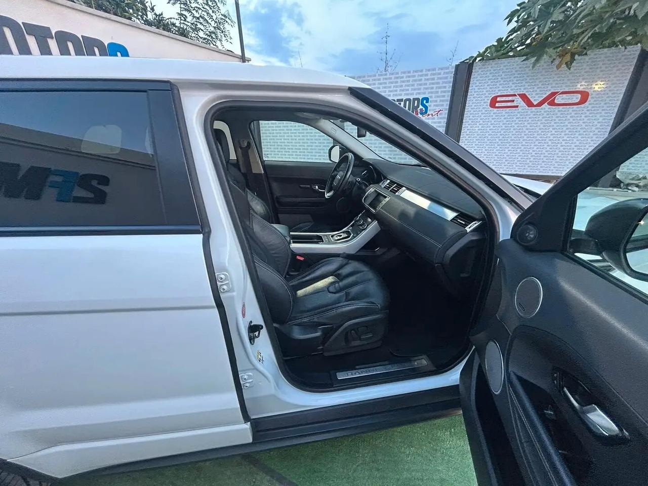 Land Rover Range Evoque 2.2 TD4 5p. Prestige