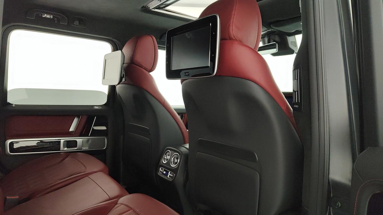 Mercedes-Benz G AMG 63 585cv auto