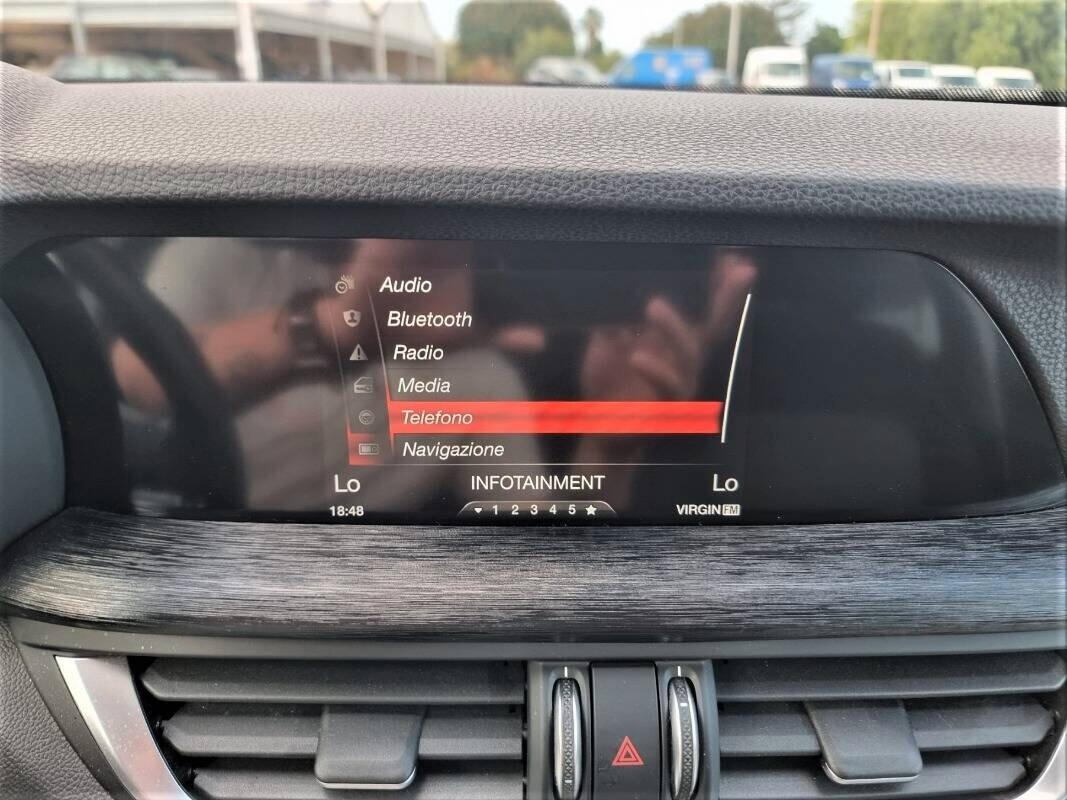 Alfa Romeo Stelvio 2.2 Turbodiesel 190 CV AT8 RWD Business