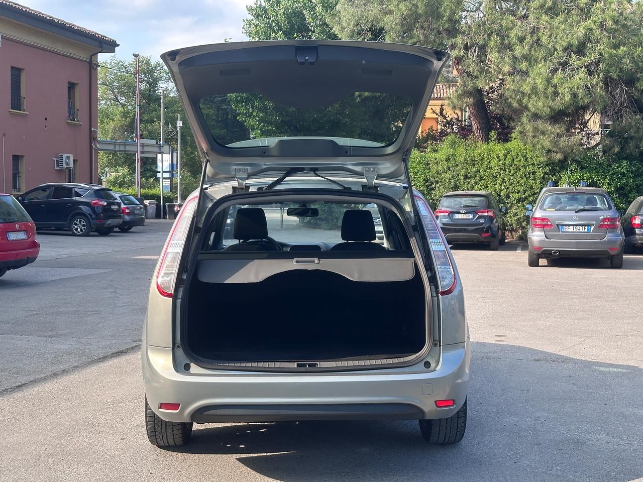 Ford Focus 1.6 (115CV) SW Bz.- GPL Titanium